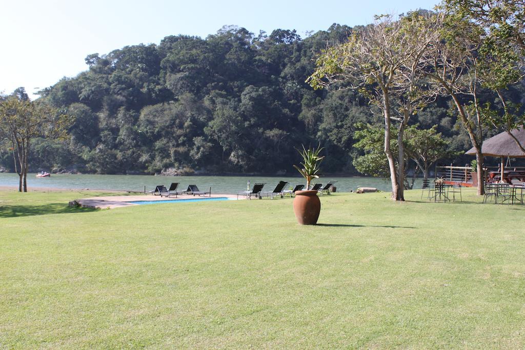 N'Taba River Lodge & Spa Port Saint John's Bagian luar foto