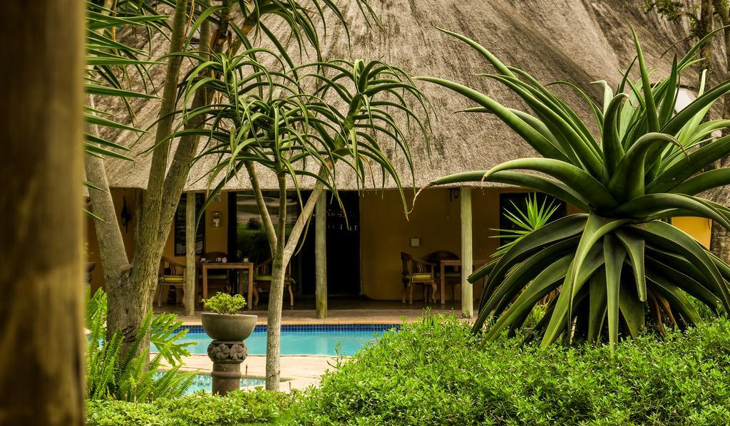 N'Taba River Lodge & Spa Port Saint John's Bagian luar foto