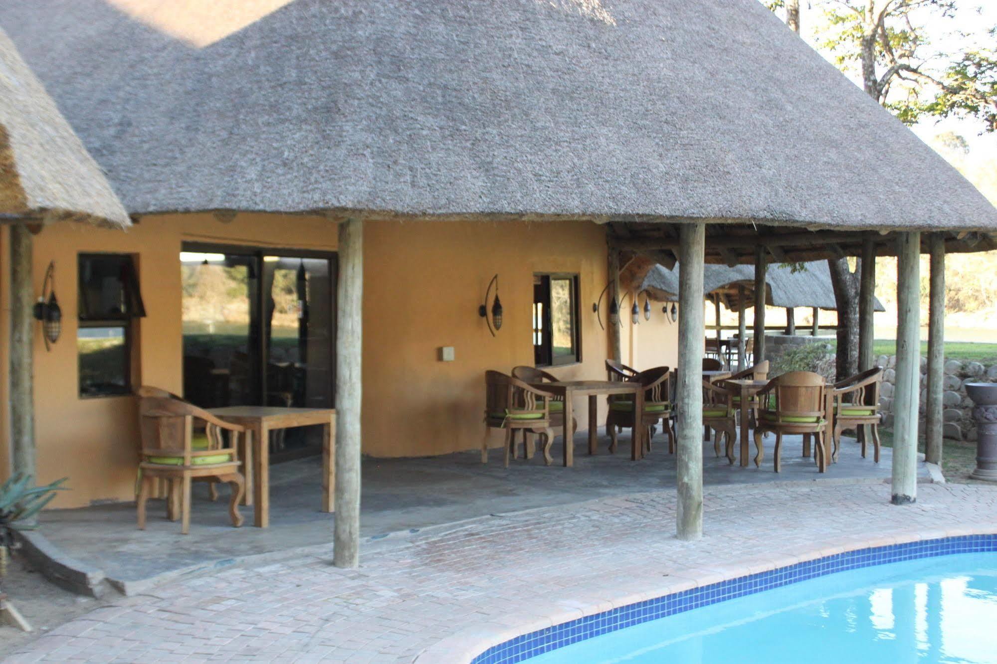 N'Taba River Lodge & Spa Port Saint John's Bagian luar foto