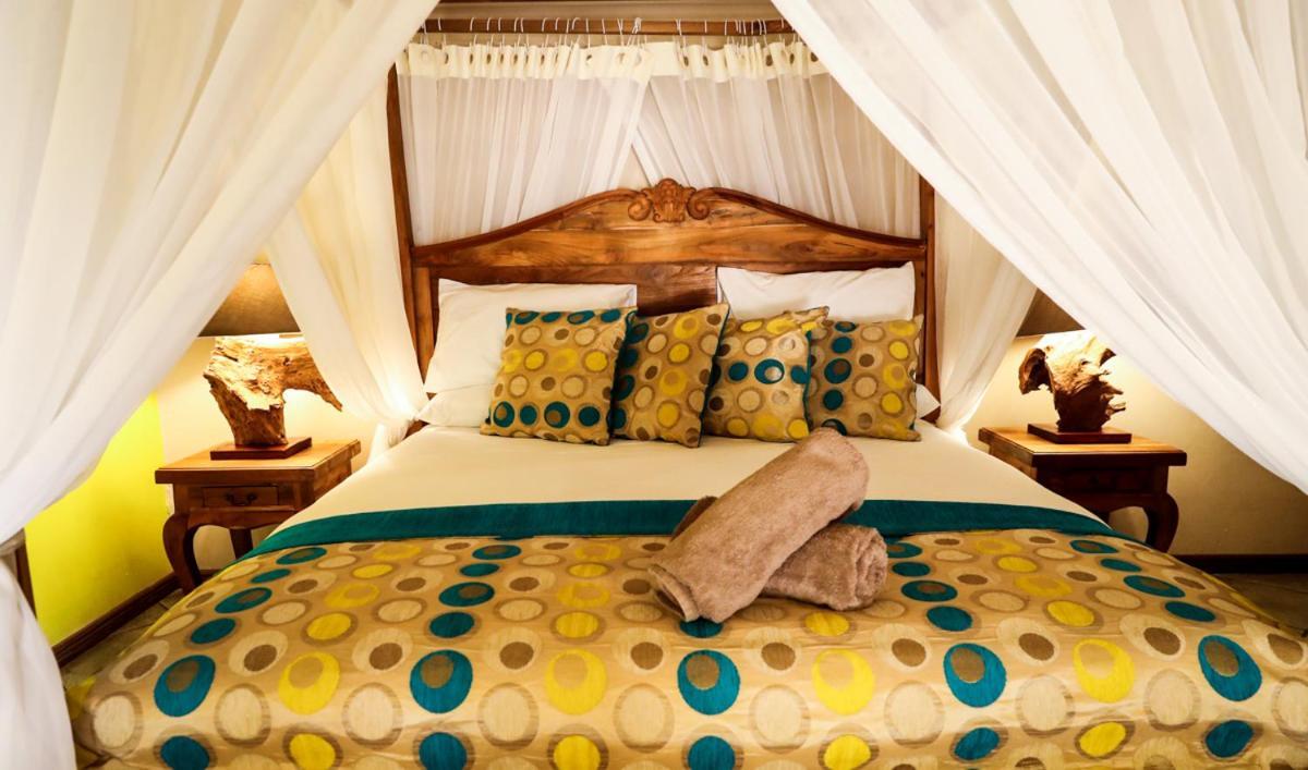 N'Taba River Lodge & Spa Port Saint John's Bagian luar foto